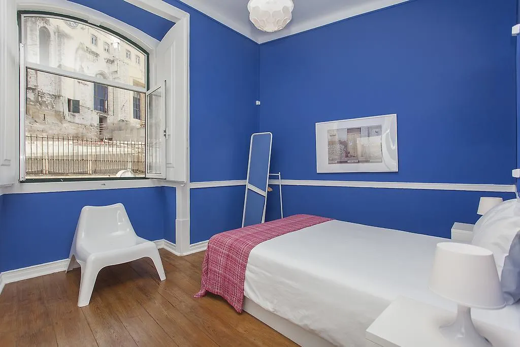 5 Sins Chiado Hostel Lisbon 0*,  Portugal