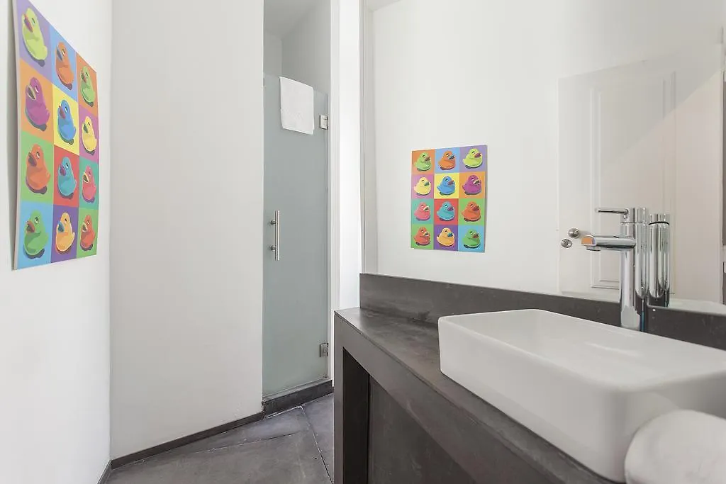 5 Sins Chiado Hostel Lisboa