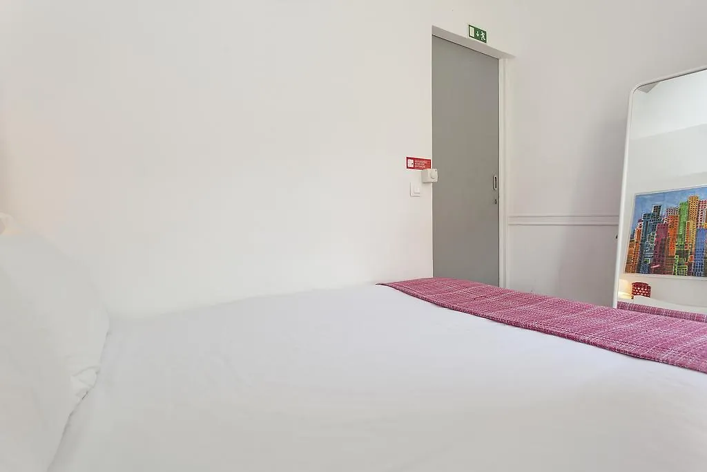 5 Sins Chiado Hostel Lisboa